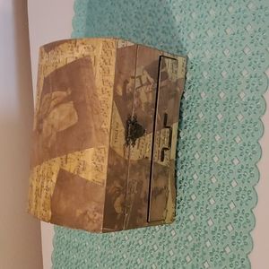 Decoupage style jewelry box